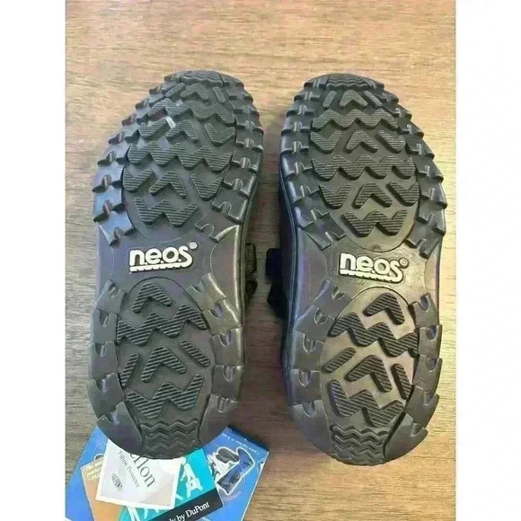 NEOS Unisex Black Over shoes Waterproof Nylon Ankle Rain Boots Non-Slip Sole - Picture 2 of 7